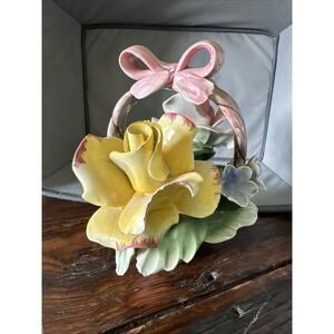 Vintage 1980s Capodimonte Italian‎ Porcelain Flower Basket Pink Yellow